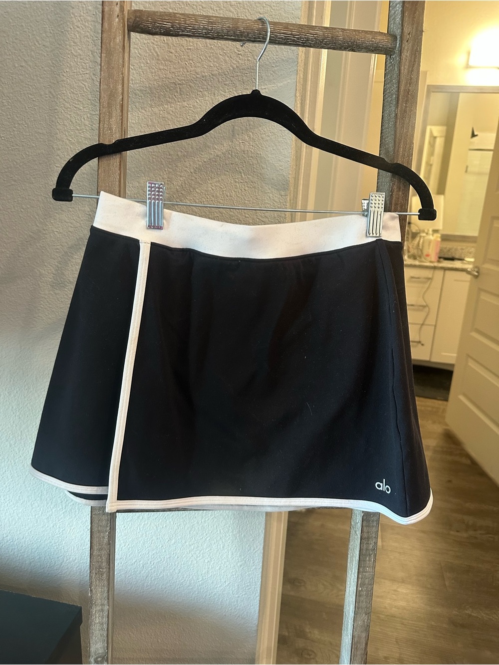 ALO Yoga Black Mini Skirt with White Trim